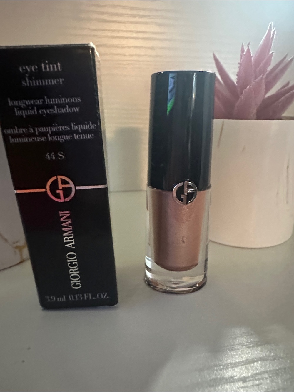 Giorgio Armani Eye Tint Shimmer- Eyeshadow